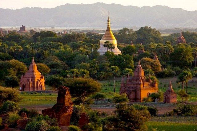 Myanmar Bagan temples