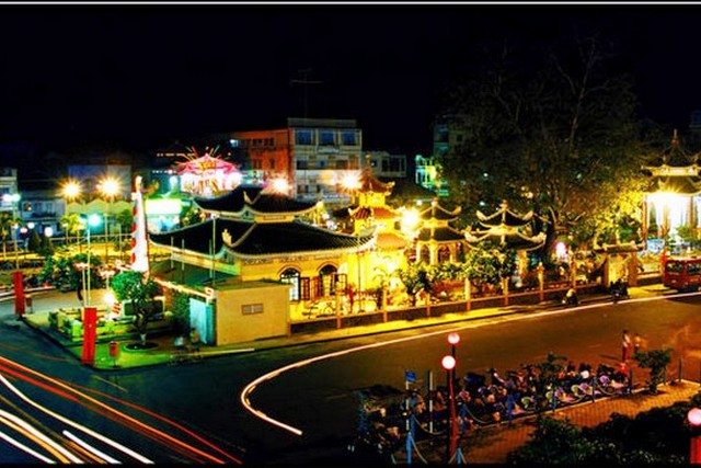 Chau Doc at night