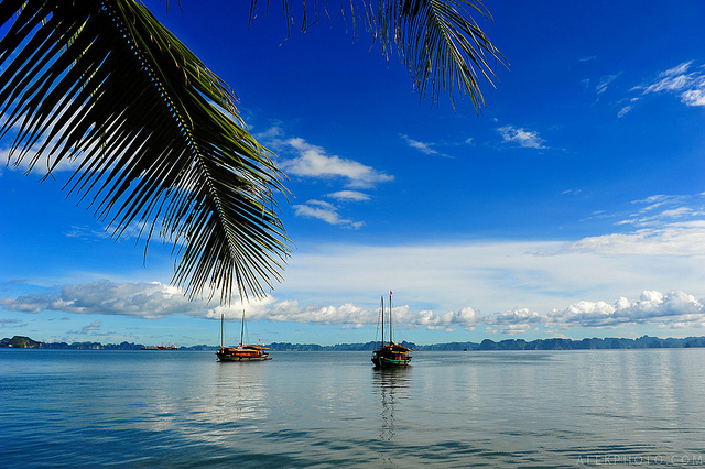 Halong Bai Chay beach