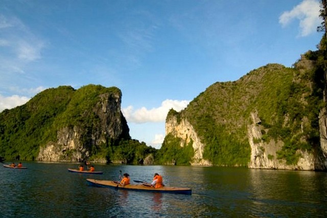 Indochina Sails Cruises Kayaking