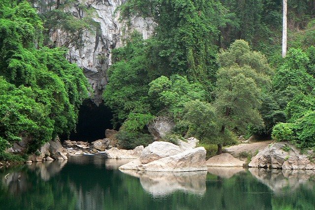 Laos KongLor Cave