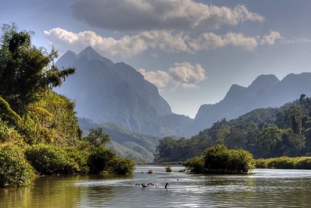Backpacking in Vang Vieng and Muang Ngoi Neua