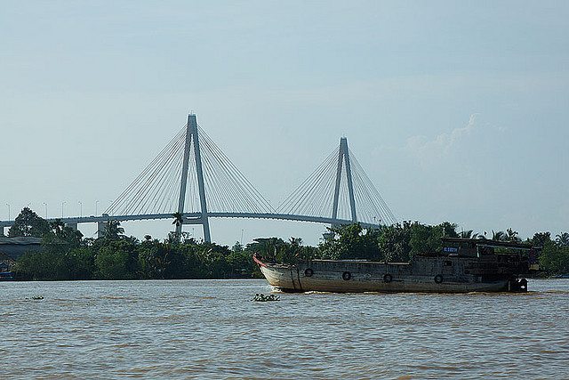 MyTho RachMieu bridge