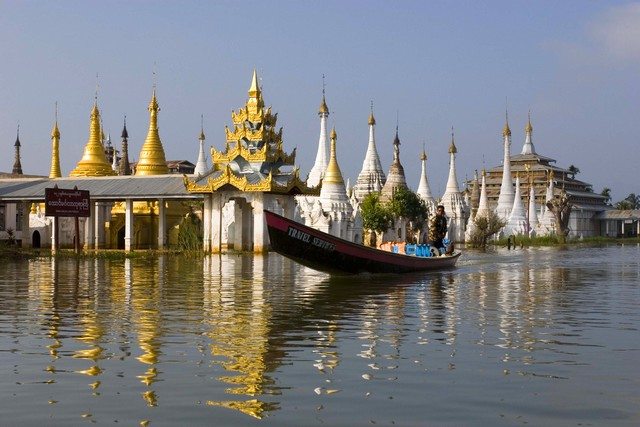 Myanmar Inle lake