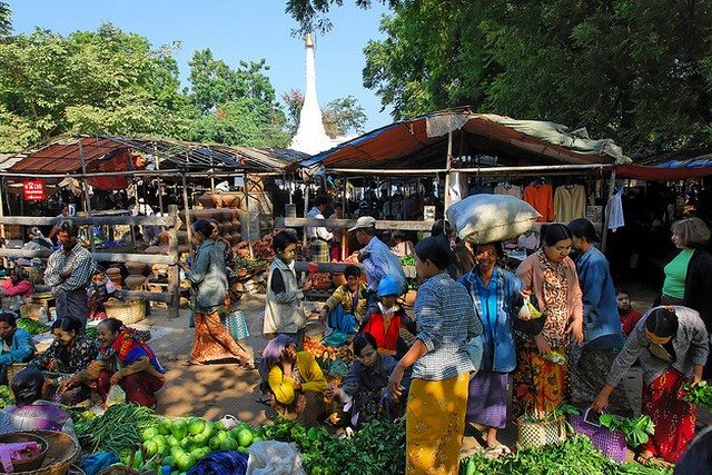 Myanmar Nyaung U Market.