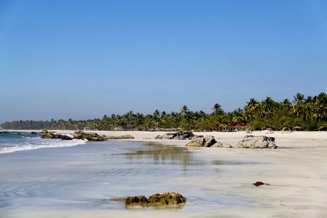 Myanmar NgweSuang Beach