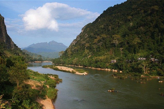 NamOu river