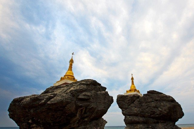 Myanmar  NgweSuang Beach 1