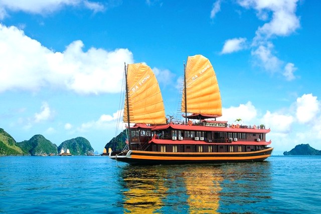 Oriental Sails Cruise