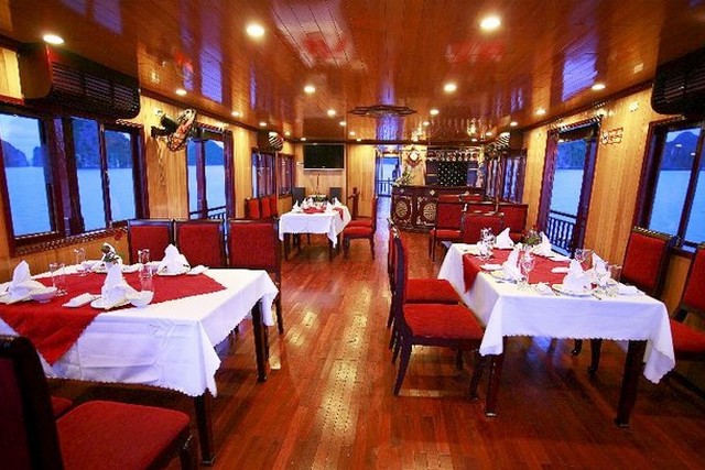 Oriental Sails Cruise Restaurant