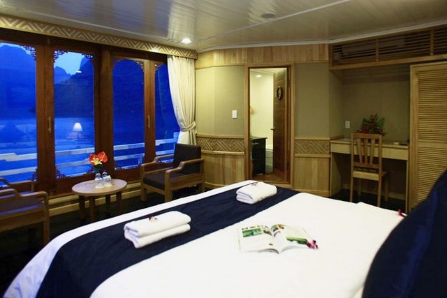 Pelican Cruise Cabin