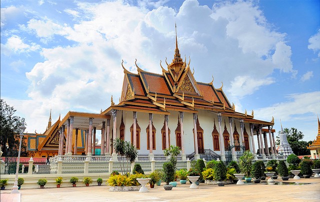 Phnom Penh Silver Pagoda