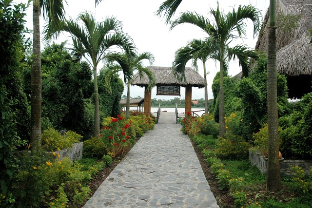 Mekong Lodge Entrance