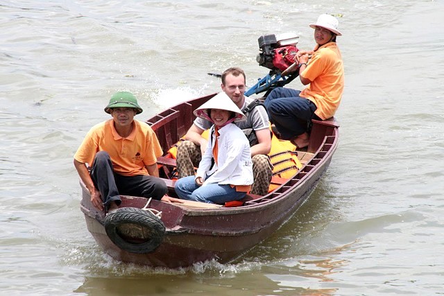 Mekong Eyes Cruise Sampan rides