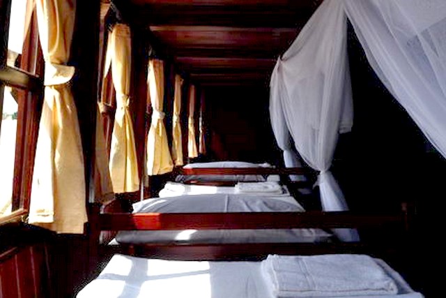 Mien Tay Sampan Cruise Cabin