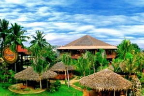 VietNam_Village_HA_Resort