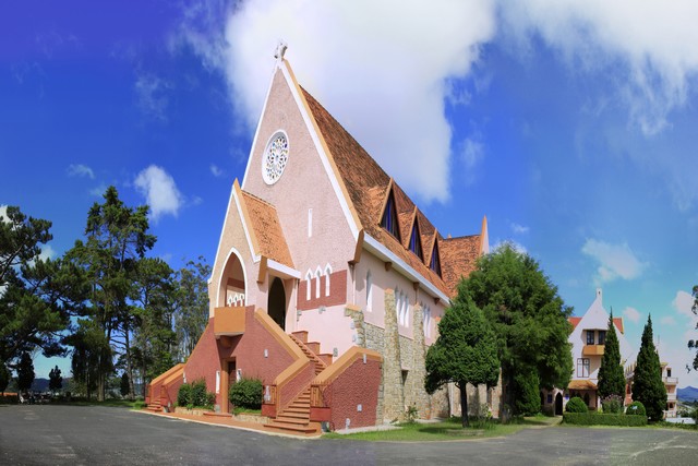 Domaine de Marie Church