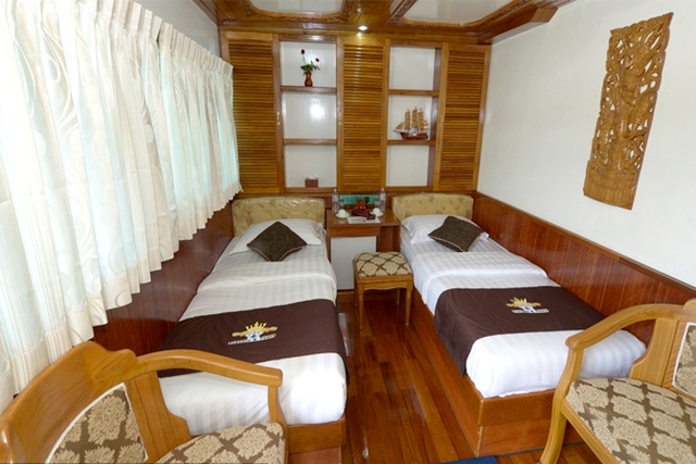 Royal Green River Cruises Cabin