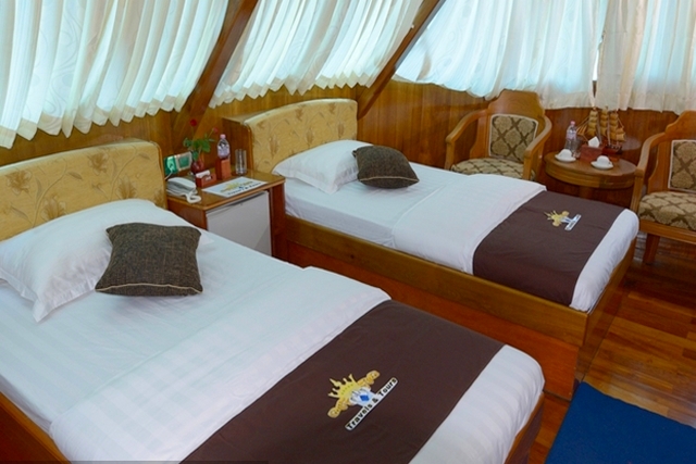 Royal Green River Cruises Cabin