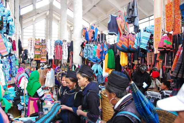 Market in Sapa