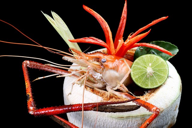 Tom Yum Goong (Spicy Shrimp Soup)