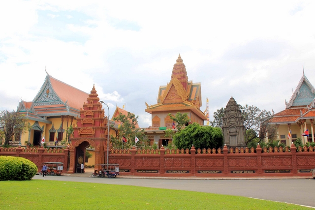 Wat Ounalom