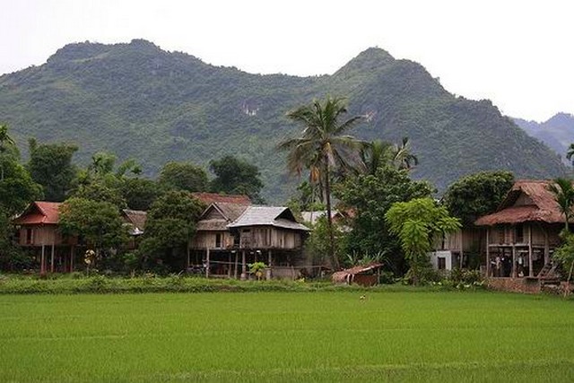 lac_village
