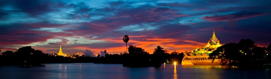 Kandawgyi Park in yangon