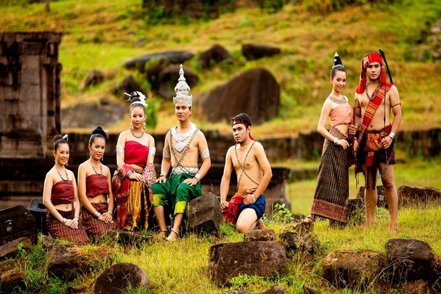 WAT PHOU FESTIVAL