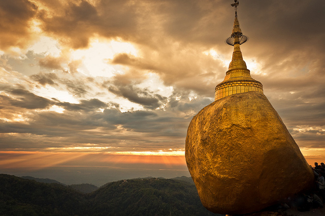 Golden Rock, Kyaiktiyo