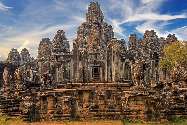 the Khmer Temple Ruins