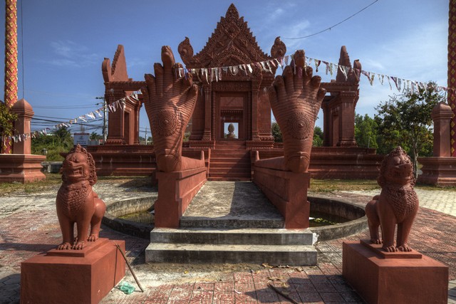 SihanoukVille temple