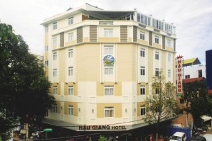 Hau Giang Hotel - TNK Travel