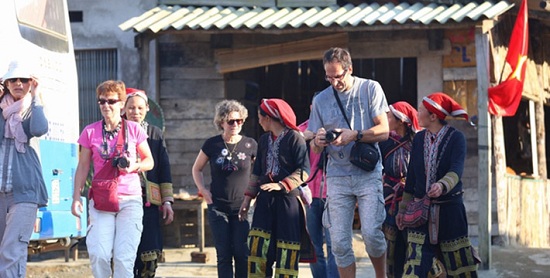 Experience homestay with Ethnic Residents in villages