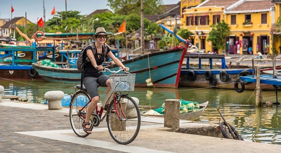 Bicycle Ride to Discover the Hoi An Ancient Town