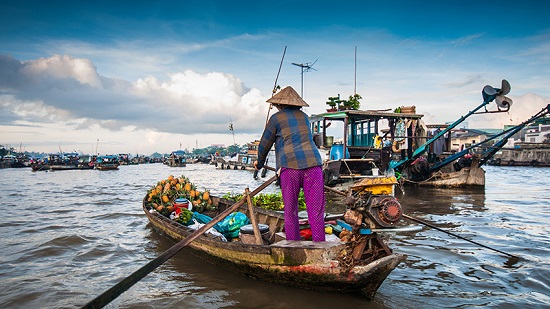 Cai Rang floating market in Mekong Delta, Vietnam 
