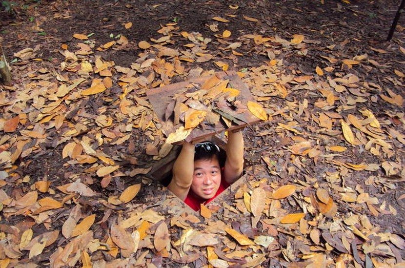 Cu Chi tunnels tour by speedboat