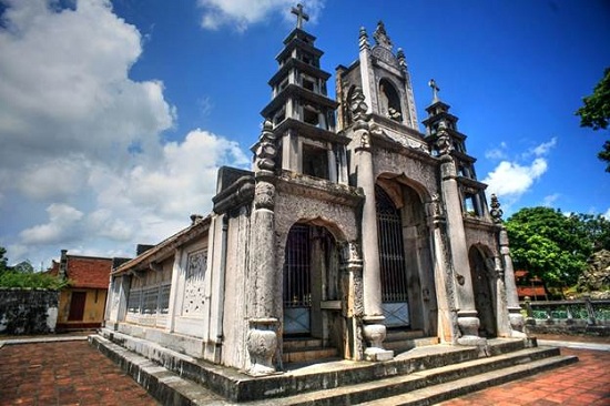Phat Diem Cathedral in Ninh Binh