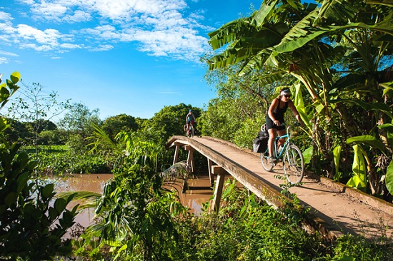 Cycling tour in Mekong Delta