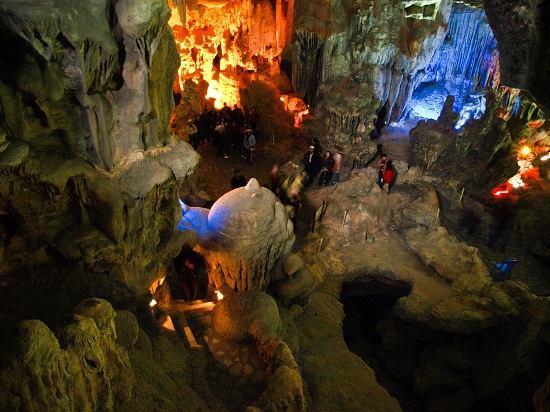 Thien Cung cave in Vietnam
