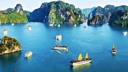 when is the best time to visit halong bay 1