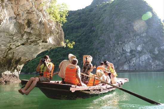 When is the best time to go to Halong bay?