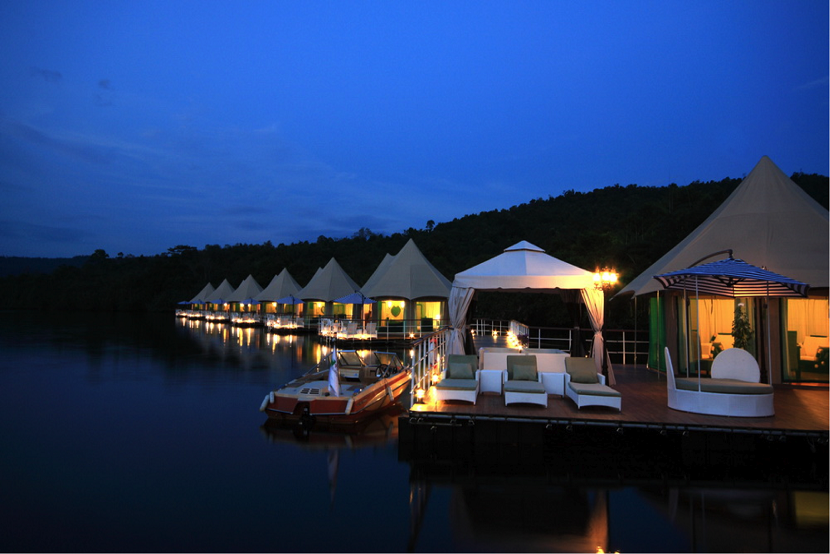 4 Rivers Floating Lodge Resort 