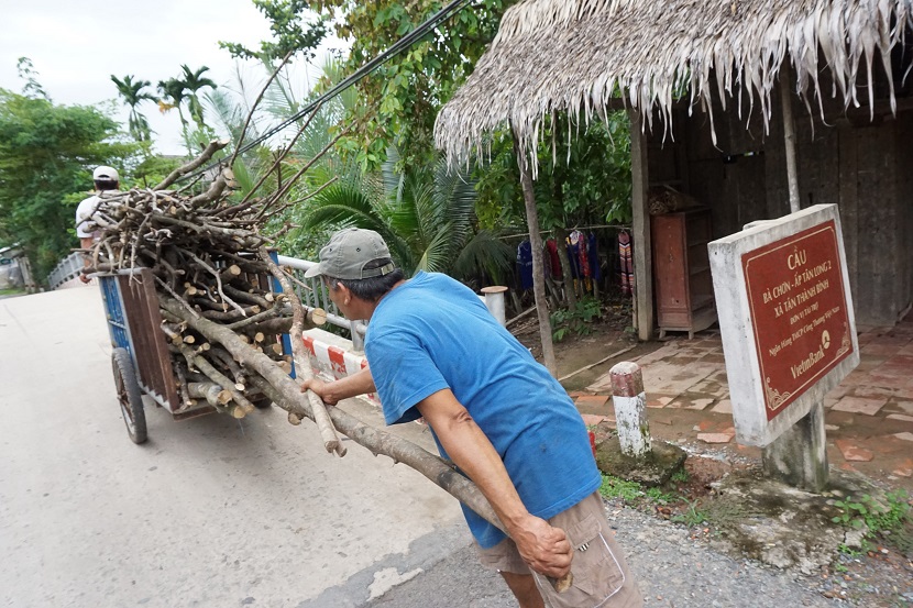 Ben Tre - local daily life