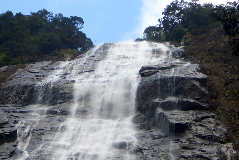 Do Quyen Waterfall