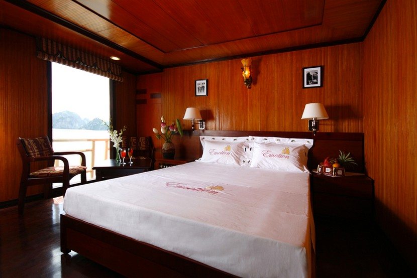 Emotion-Cruise-Halong-Double-Cabin