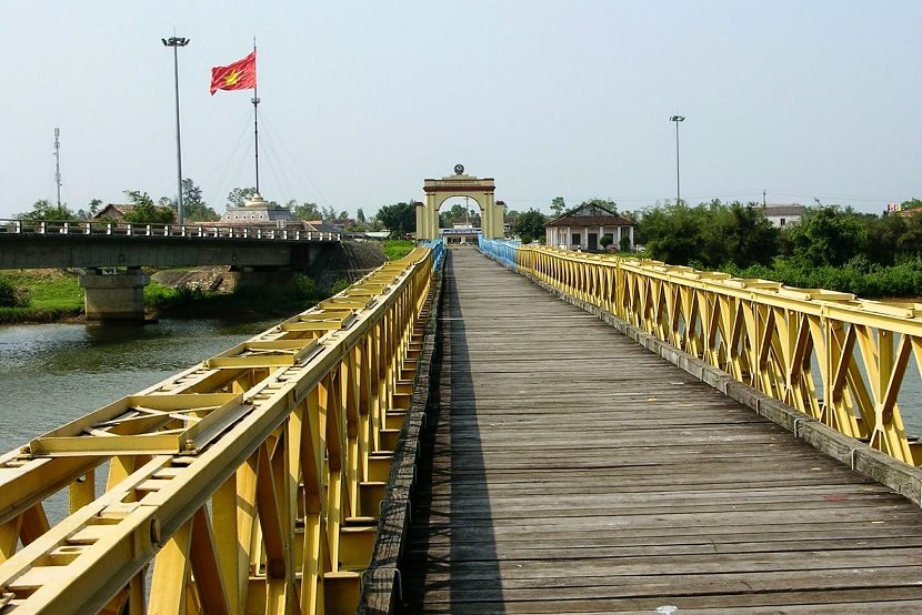 Hien Luong River