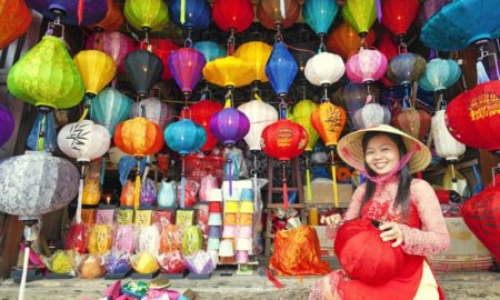 Hoi An Lantern Making – Painting Experience