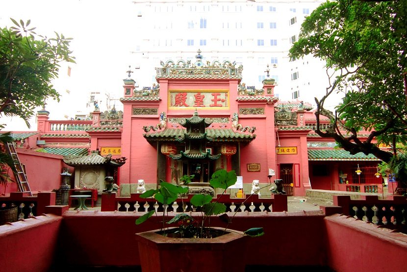 Ngoc Hoang Pagoda