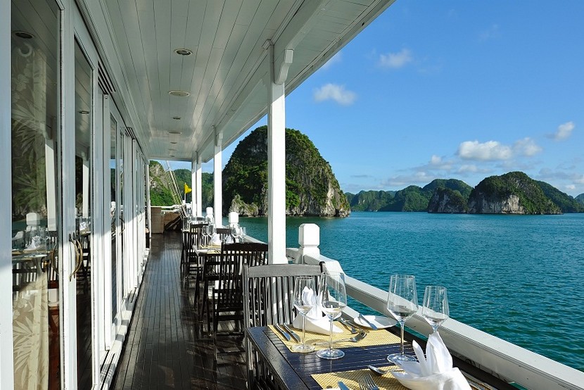 Paradise Cruise Halong Bay Balcony